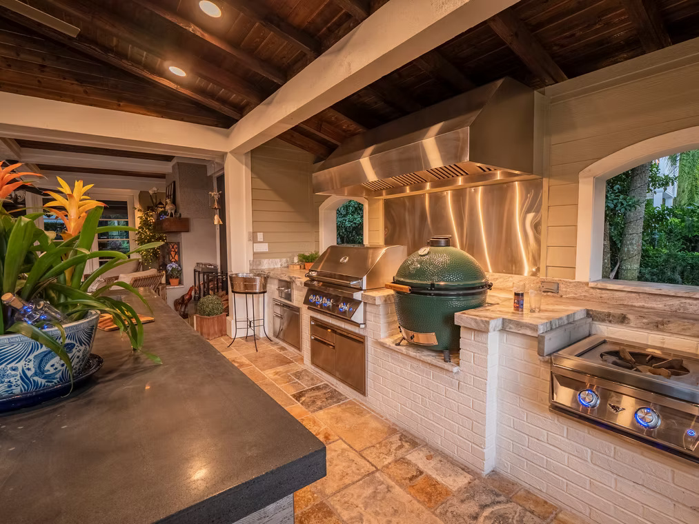 Wilbur Grills Twilight